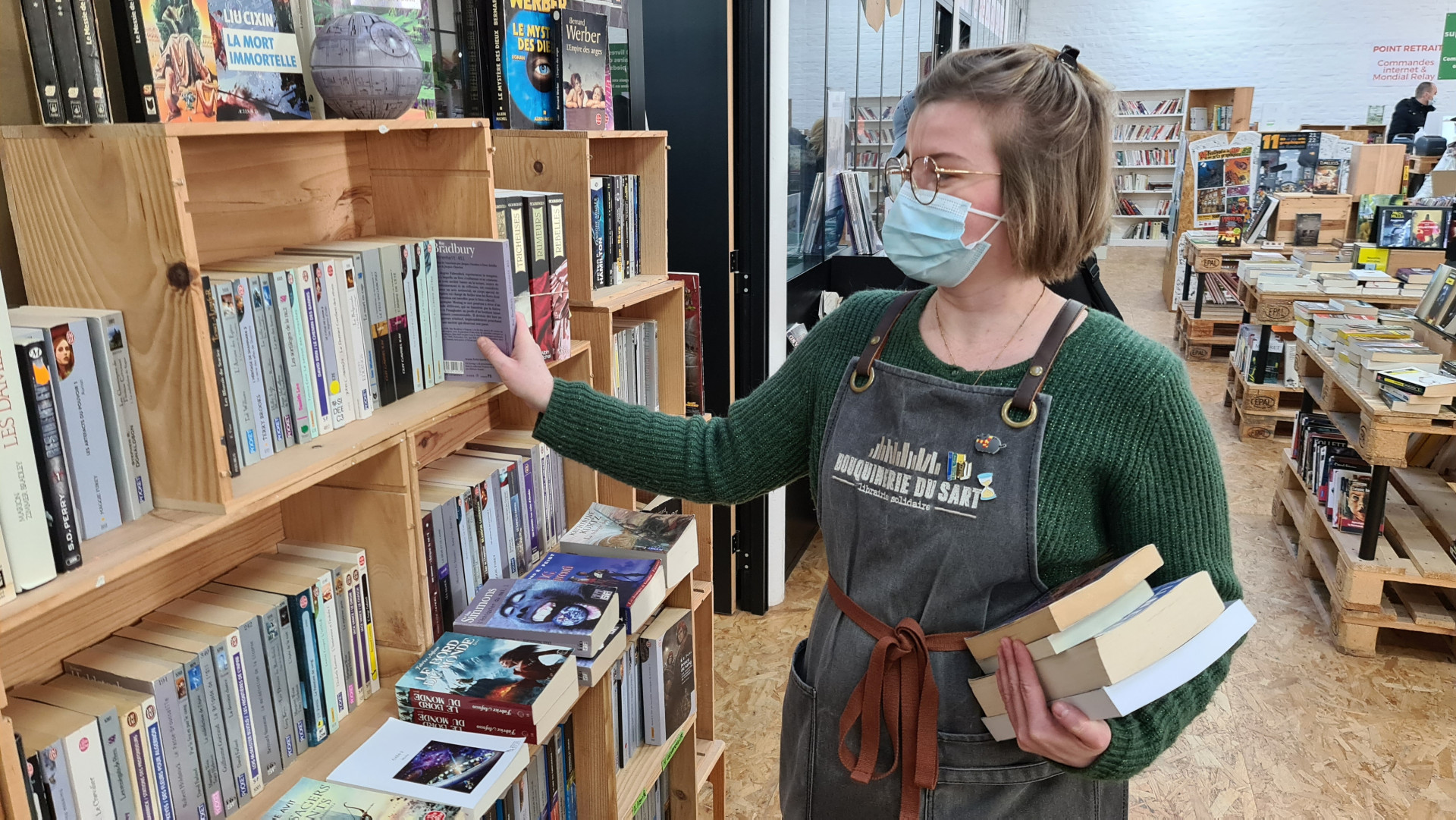 Peut-on déposer ses livres à la déchetterie : conseils et bonnes pratiques